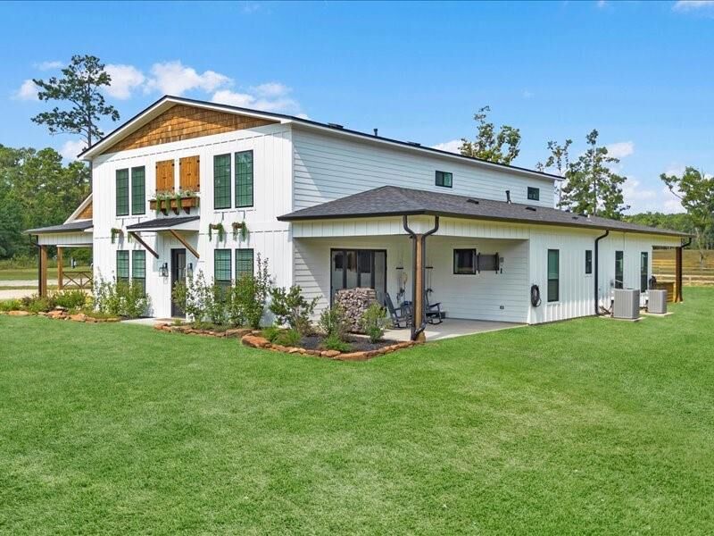 Property Photo:  192 B Fm 1097  TX 77358 