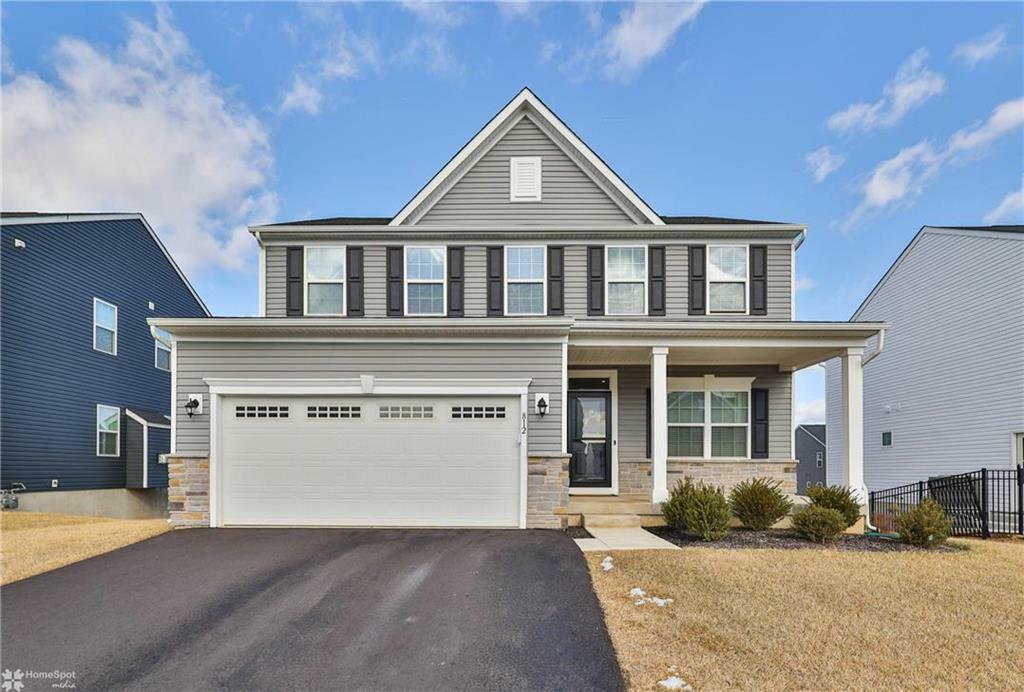 812 Hendon Lane  North Catasauqua Bor PA 18032 photo