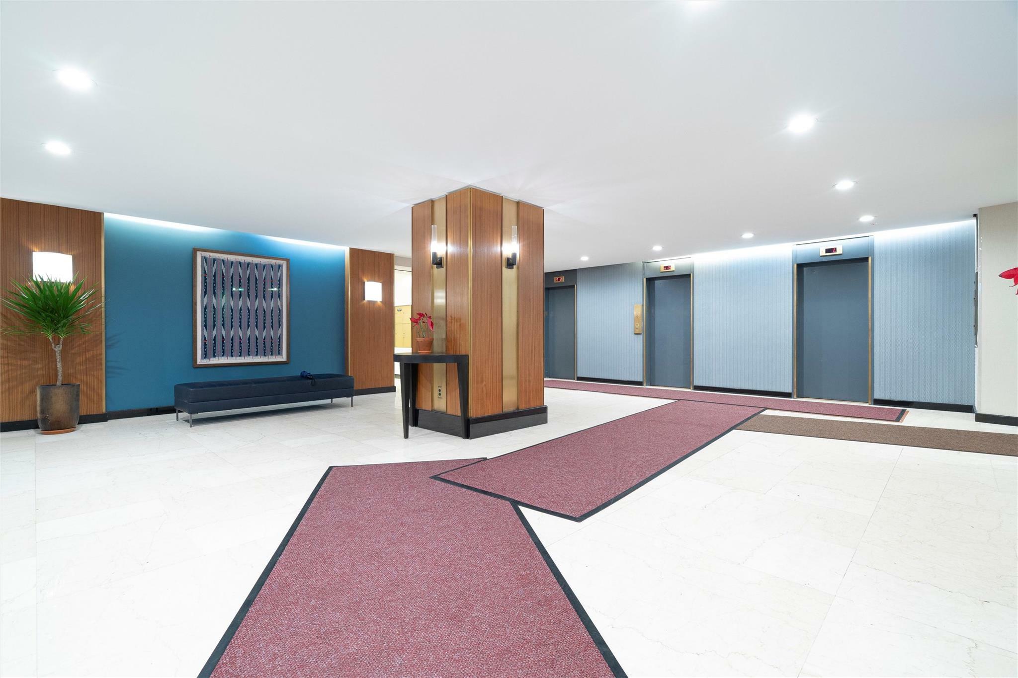 Property Photo: 2500 Johnson Avenue 8L NY 10463