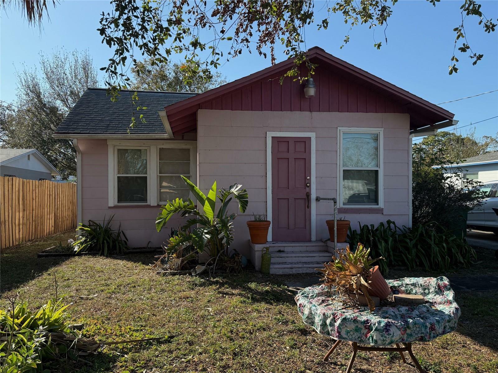 Property Photo:  6319 S Adelia Avenue  FL 33616 