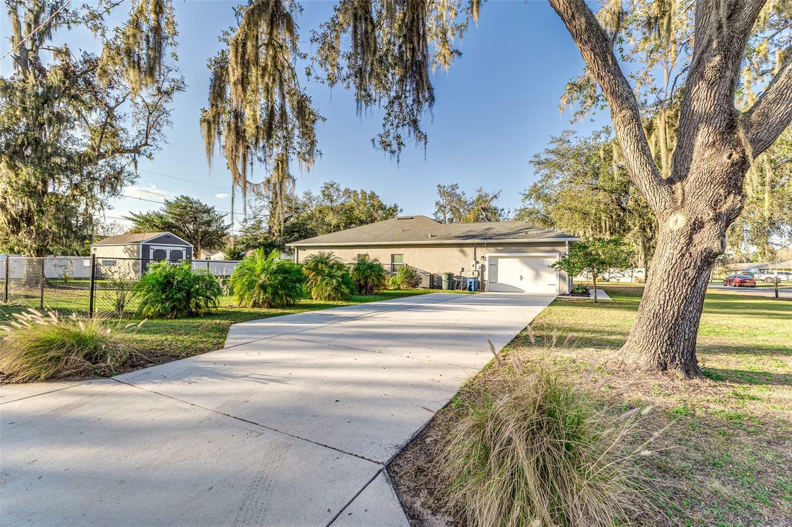 Property Photo:  1495 Davis Avenue  FL 33830 