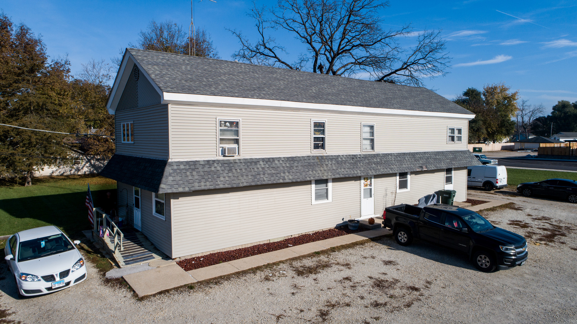 Property Photo: 25254 W Bridge Street IL 60410