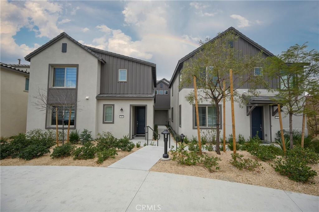 Property Photo:  16650 Crocus Lane 1  CA 92336 