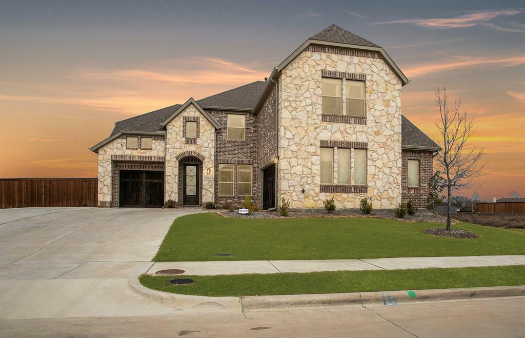 Property Photo: 3804 Oakcrest Drive TX 75032