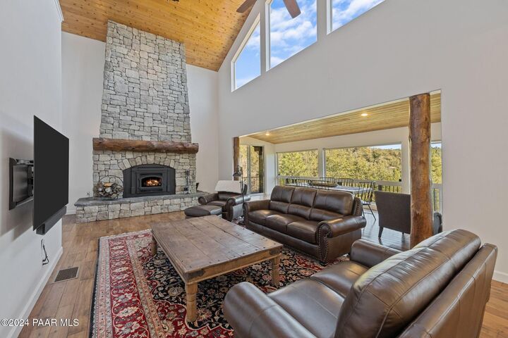 Property Photo: 1880 W Manzanita Drive AZ 86303