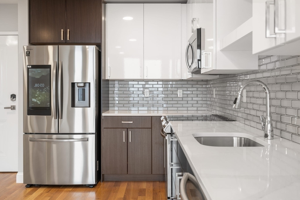 Property Photo: 10 Taber Street 405 MA 02119