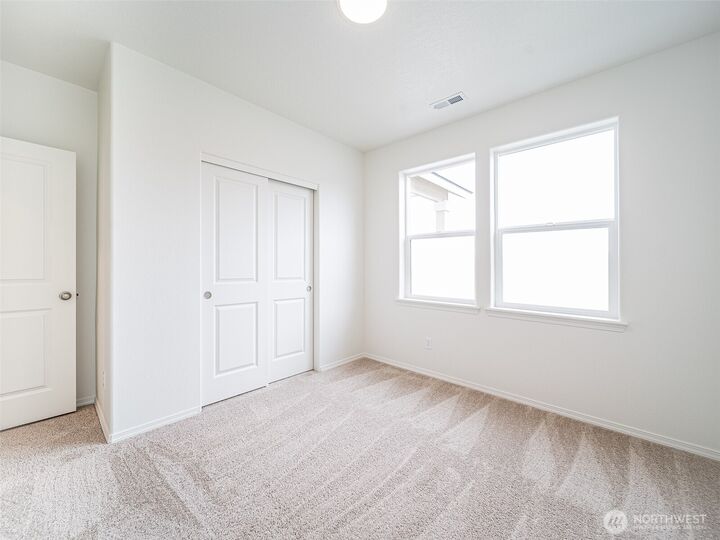 Property Photo: 207 W Newfield Place WA 98837