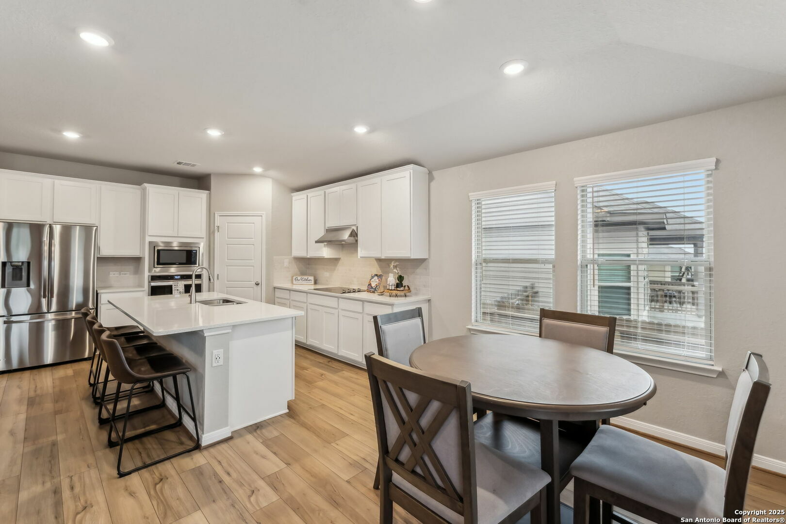 Property Photo: 320 Shelton Pass TX 78108