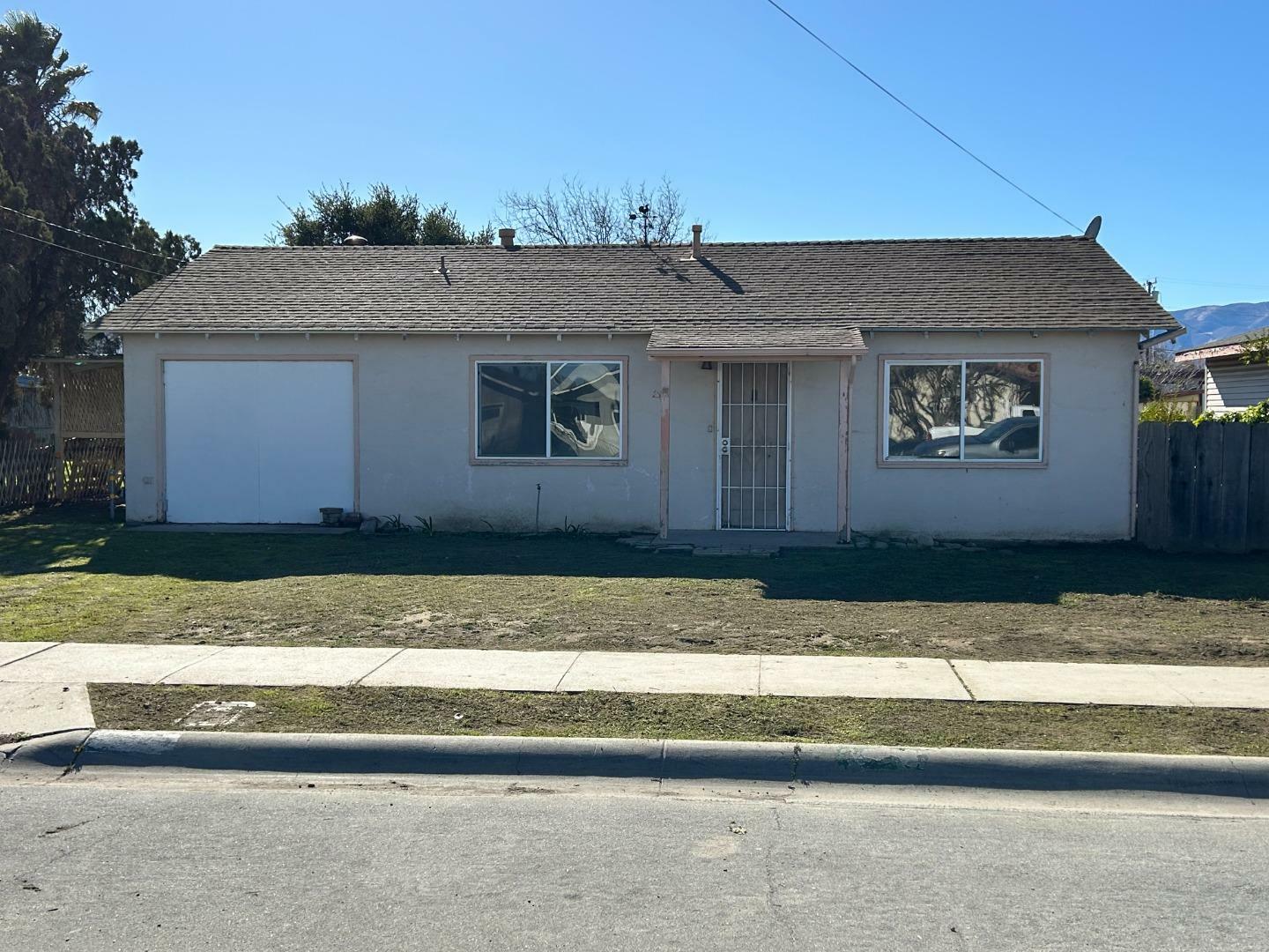 Property Photo:  325 11th Street  CA 93927 