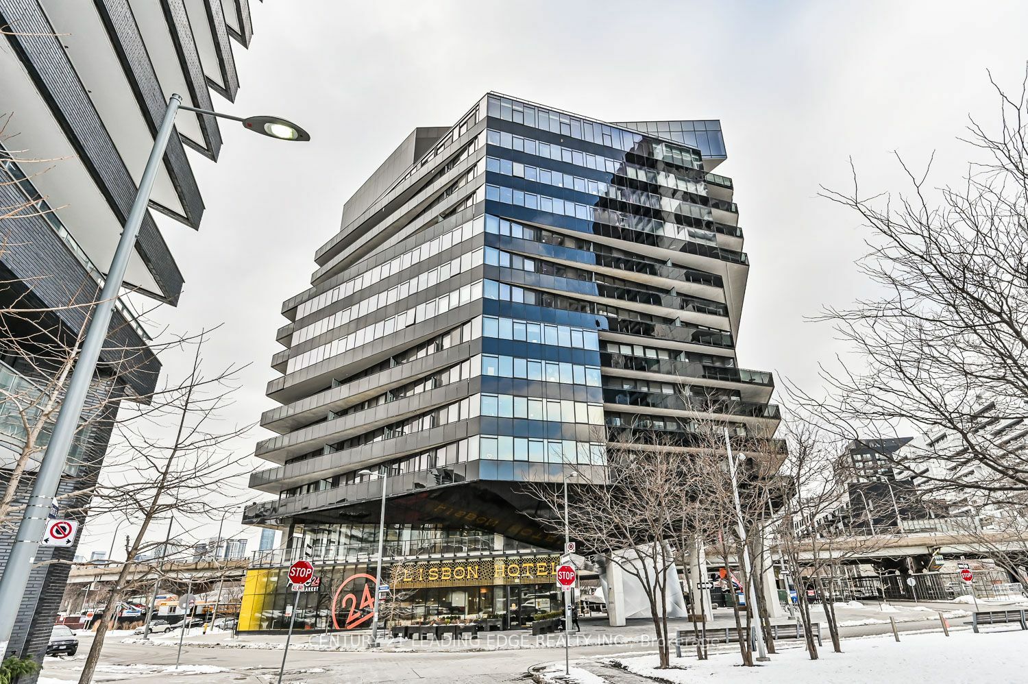 Property Photo: 21 Lawren Harris Square 610 ON M5A 0T4