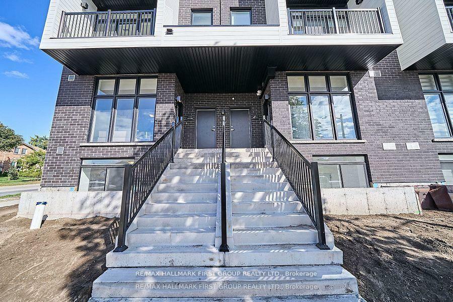 Property Photo:  188 Angus Drive 7  ON L1S 0G5 