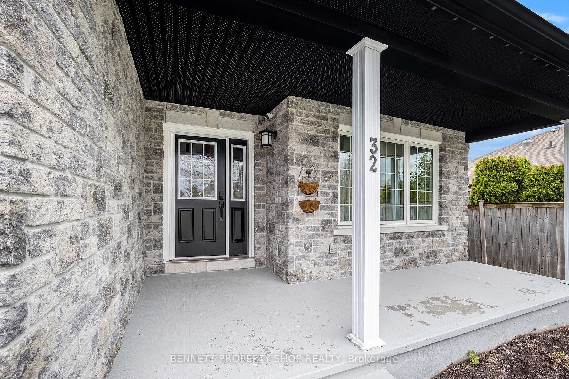 Property Photo: 32 Johanna Street ON K0A 1A0