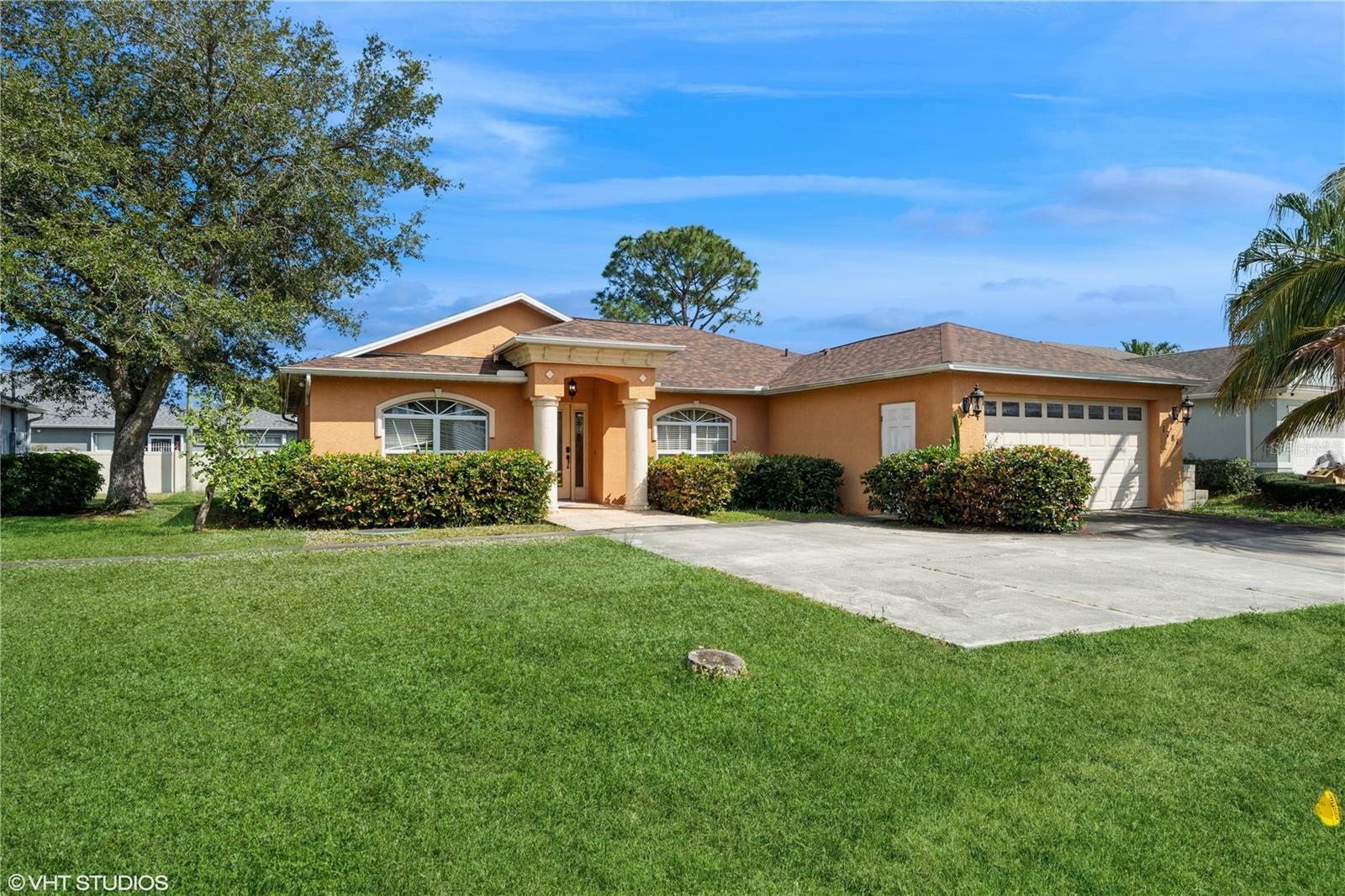 Property Photo: 1781 SW Bayshore Boulevard FL 34984