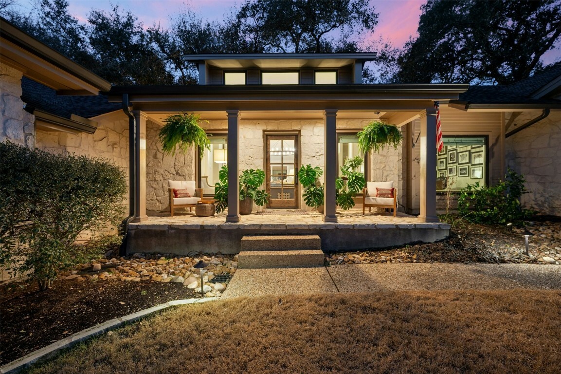 Property Photo: 1509 Easy Street TX 78746