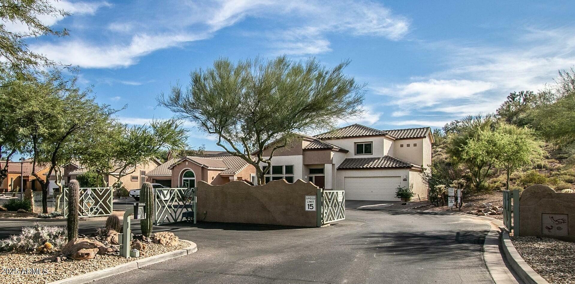 Property Photo: 6230 S Mesa Vista Drive AZ 85118