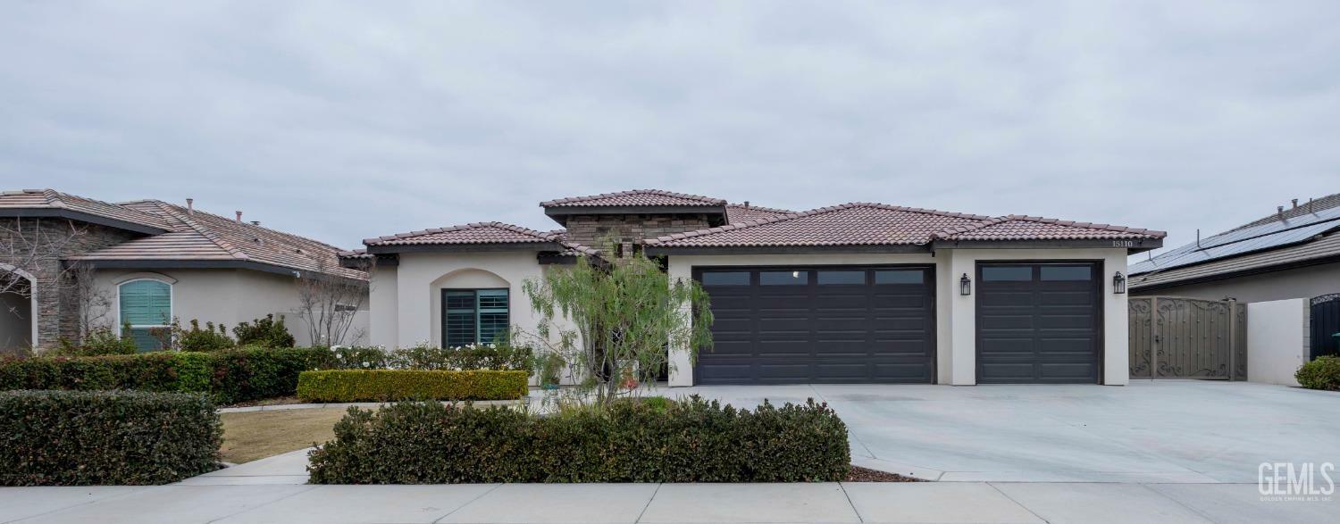 Property Photo: 15110 Fir Court CA 93314