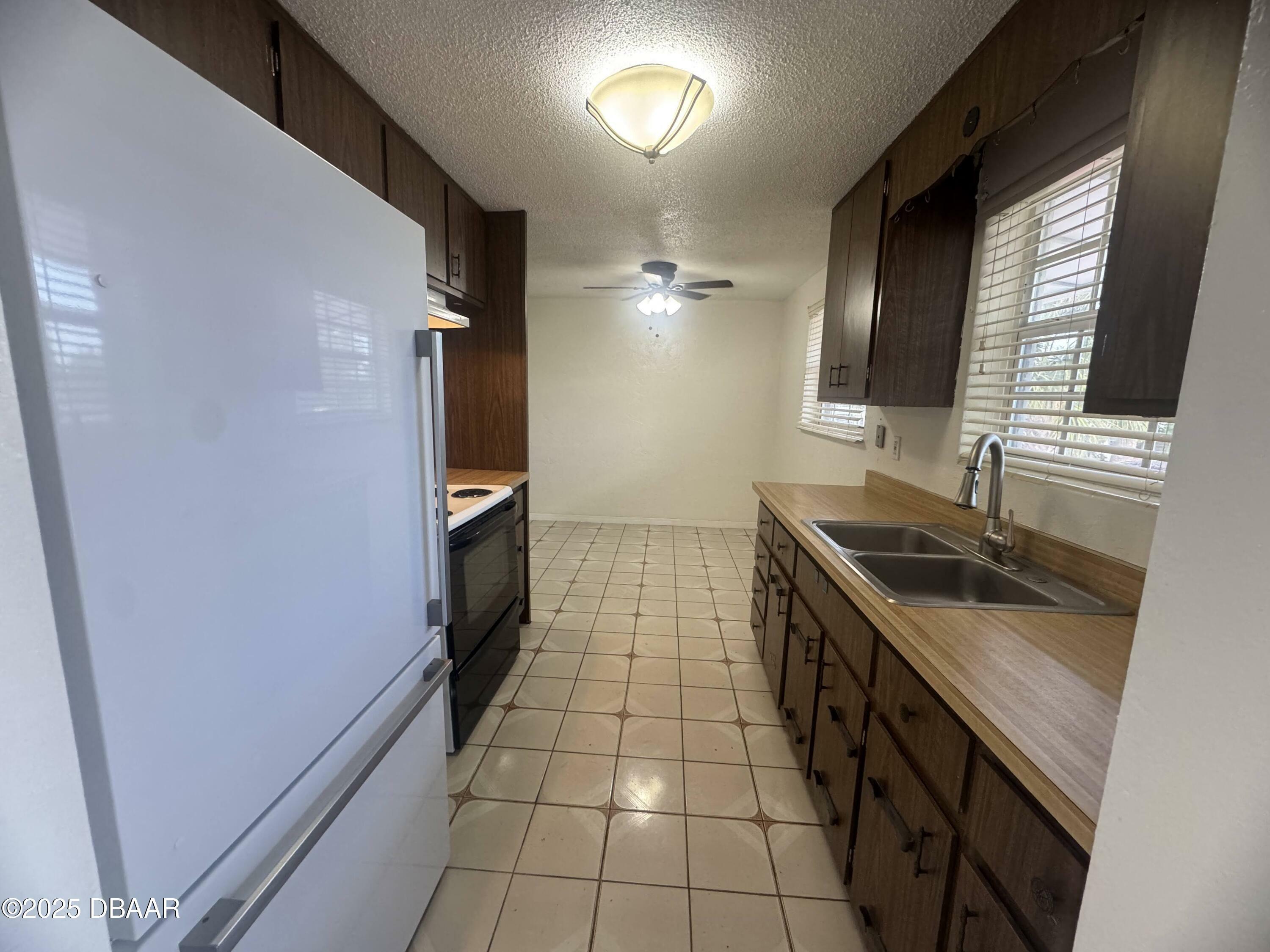 Property Photo:  1058 Continental Drive  FL 32117 