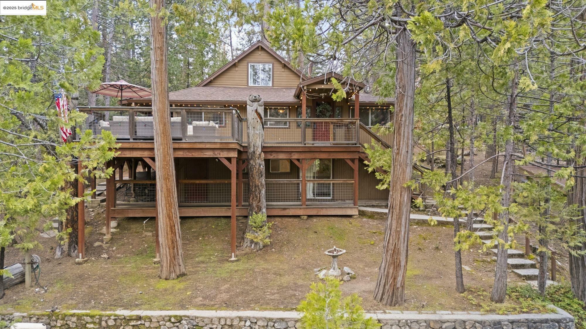 Property Photo: 22782 Golf Club Drive CA 95383