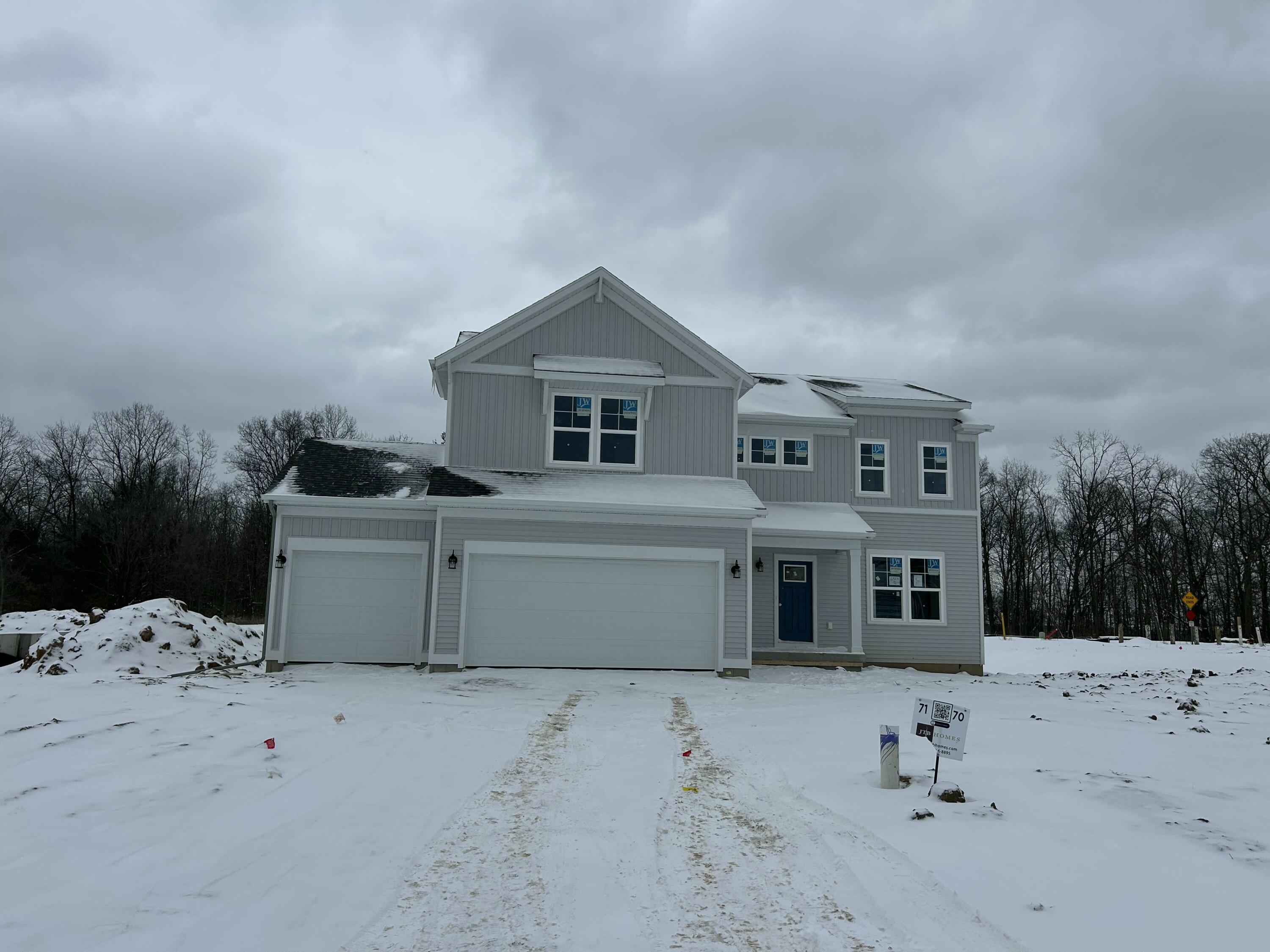 Property Photo:  6564 Inwood Ridge Drive NE  MI 49341 