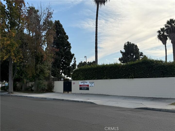 Property Photo: 1006 W Bainbridge Avenue CA 91790