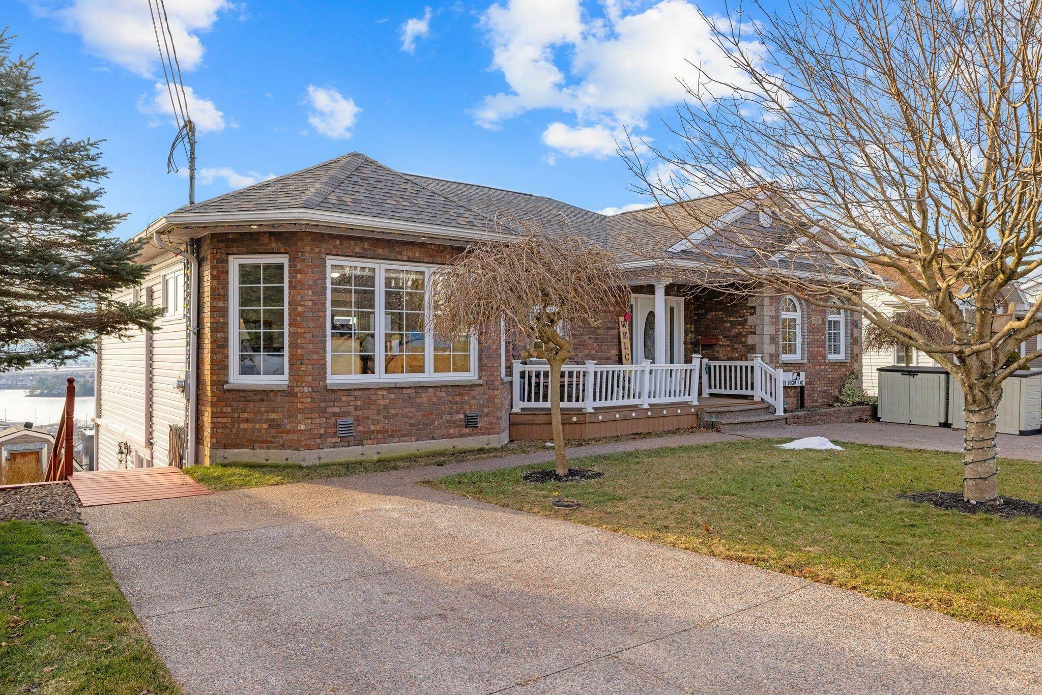 Photo de la propriété: 70 Gourok Avenue NS B2X 2W8