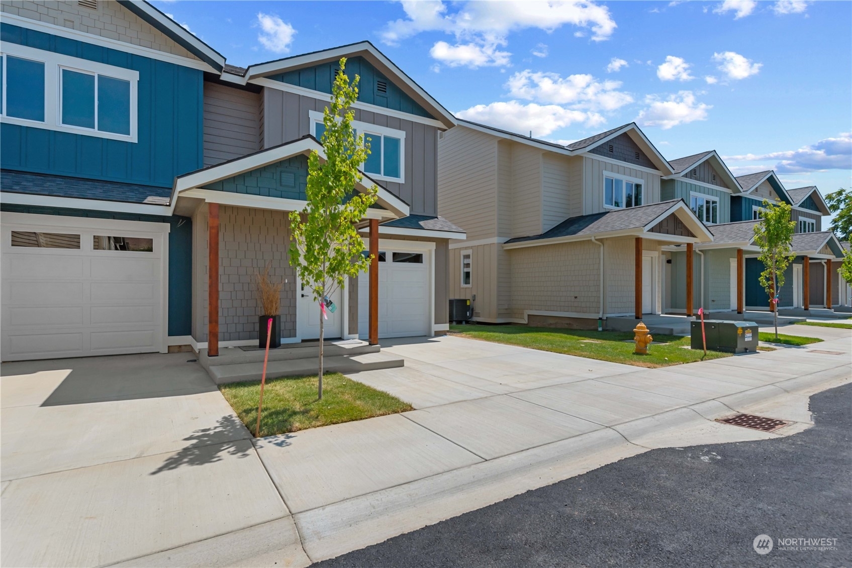 Property Photo: 1030 Finch Lane B1 WA 98801
