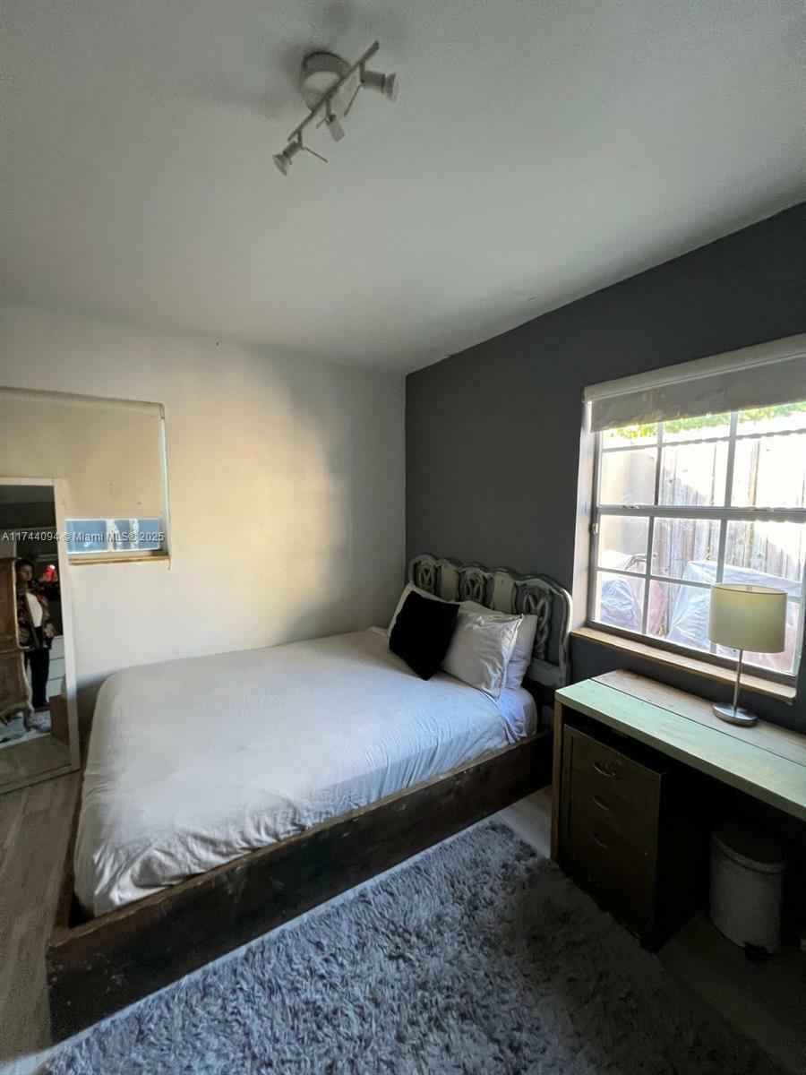 Property Photo:  725 Fernwood Rd  FL 33149 