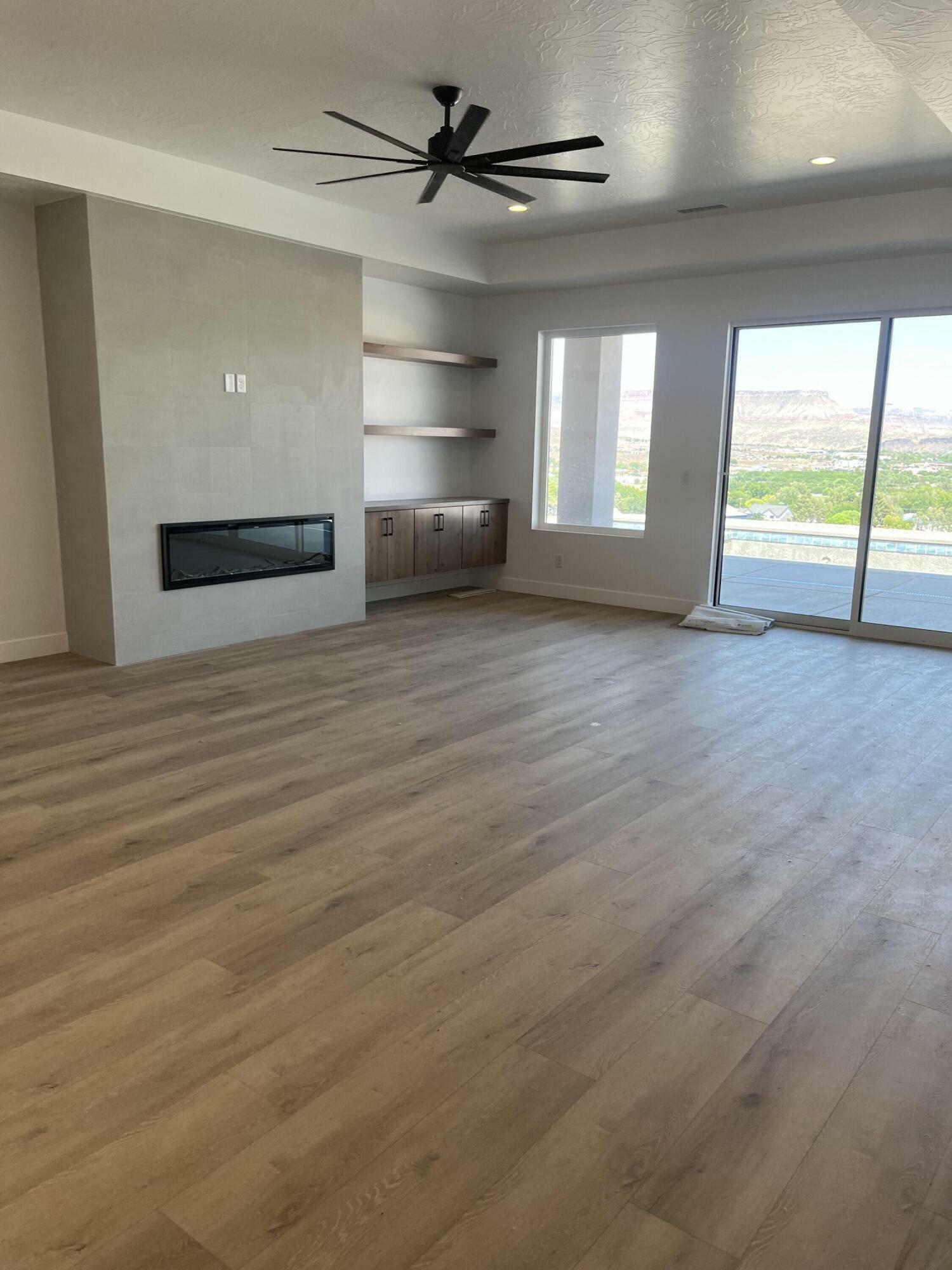 Property Photo: 591 S 1800 W UT 84737