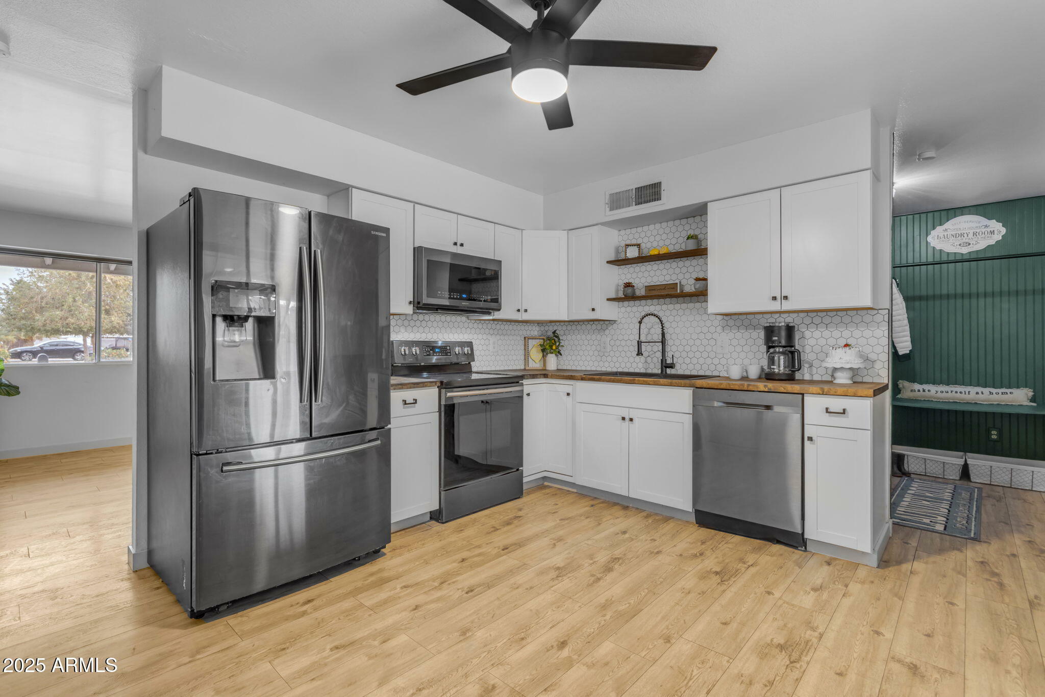 Property Photo: 248 S 95th Place AZ 85224