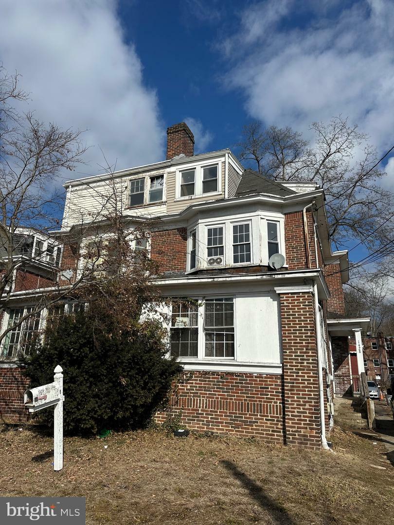 Property Photo:  1428 W State Street  NJ 08618 