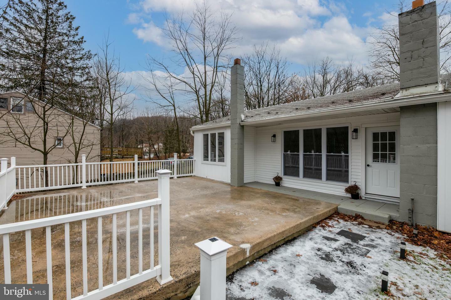 Property Photo:  1734 Mt Laurel Road  PA 19560 