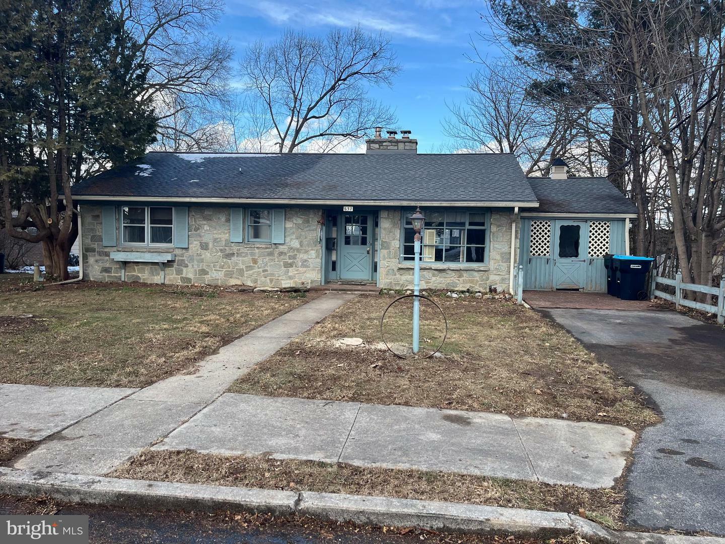 637 E Cypress Street  Palmyra PA 17078 photo