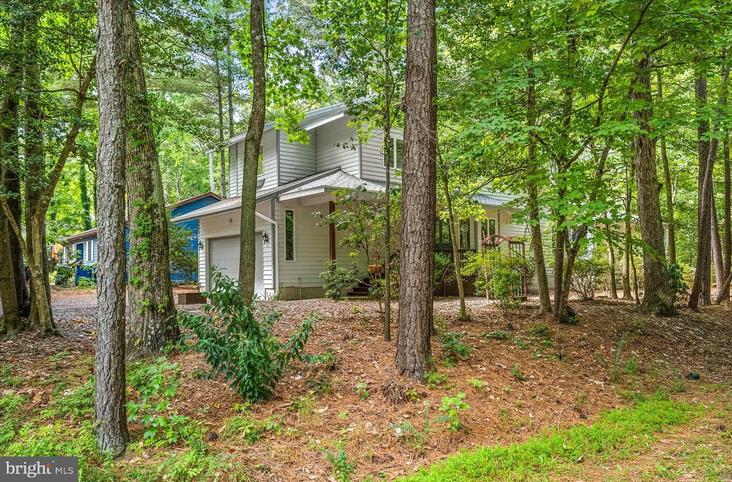 Property Photo: 2 Edgewood Drive MD 21811