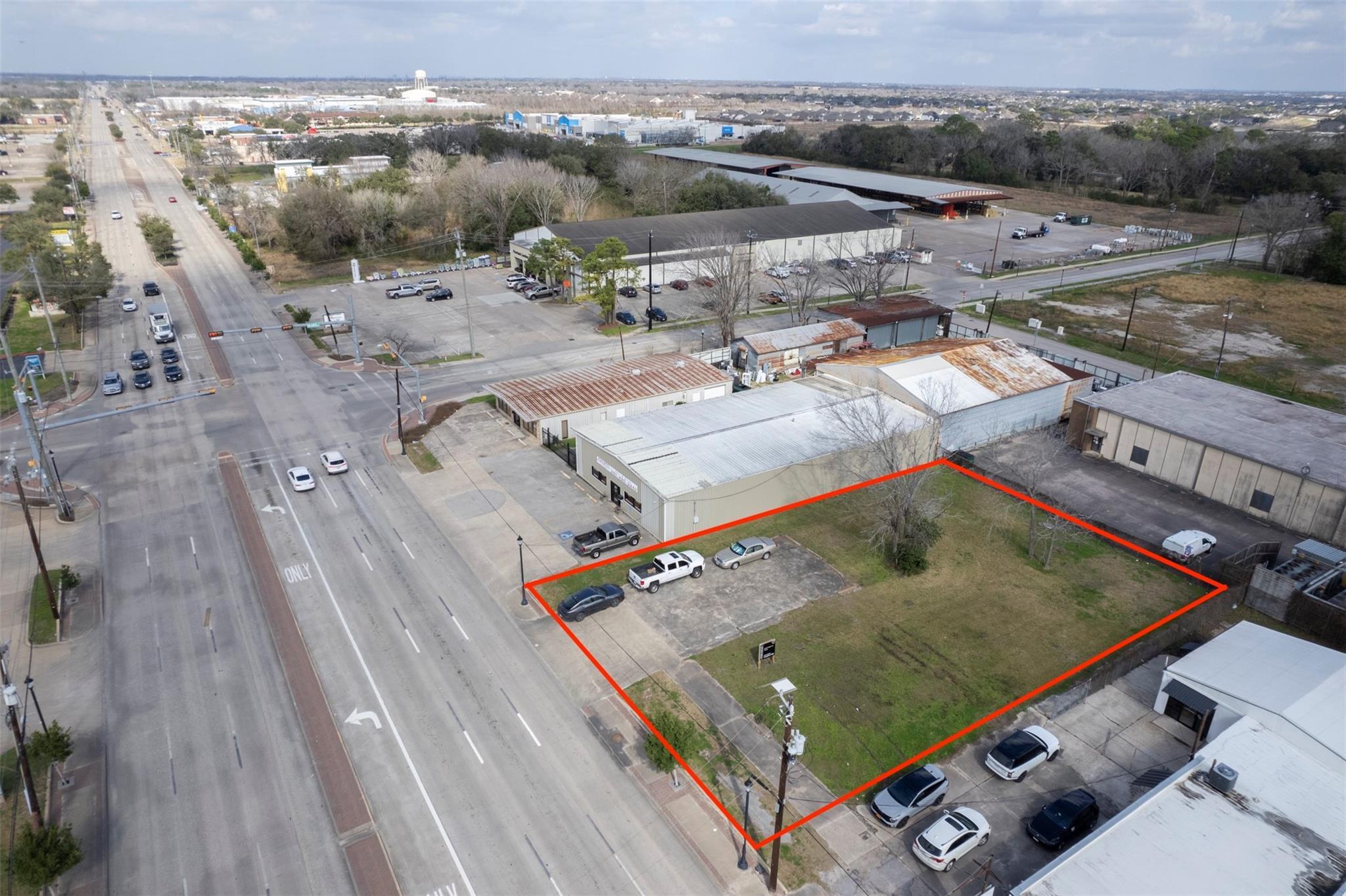 Property Photo:  2107 N Main Street  TX 77581 