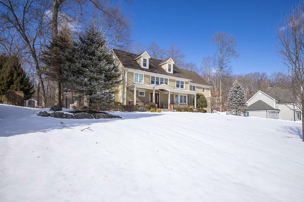 Property Photo:  11 Tomlins View  NY 10980 