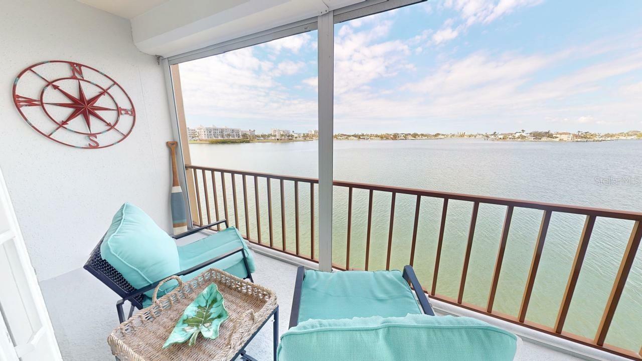 Property Photo: 7910 Sun Island Drive S 305 FL 33707