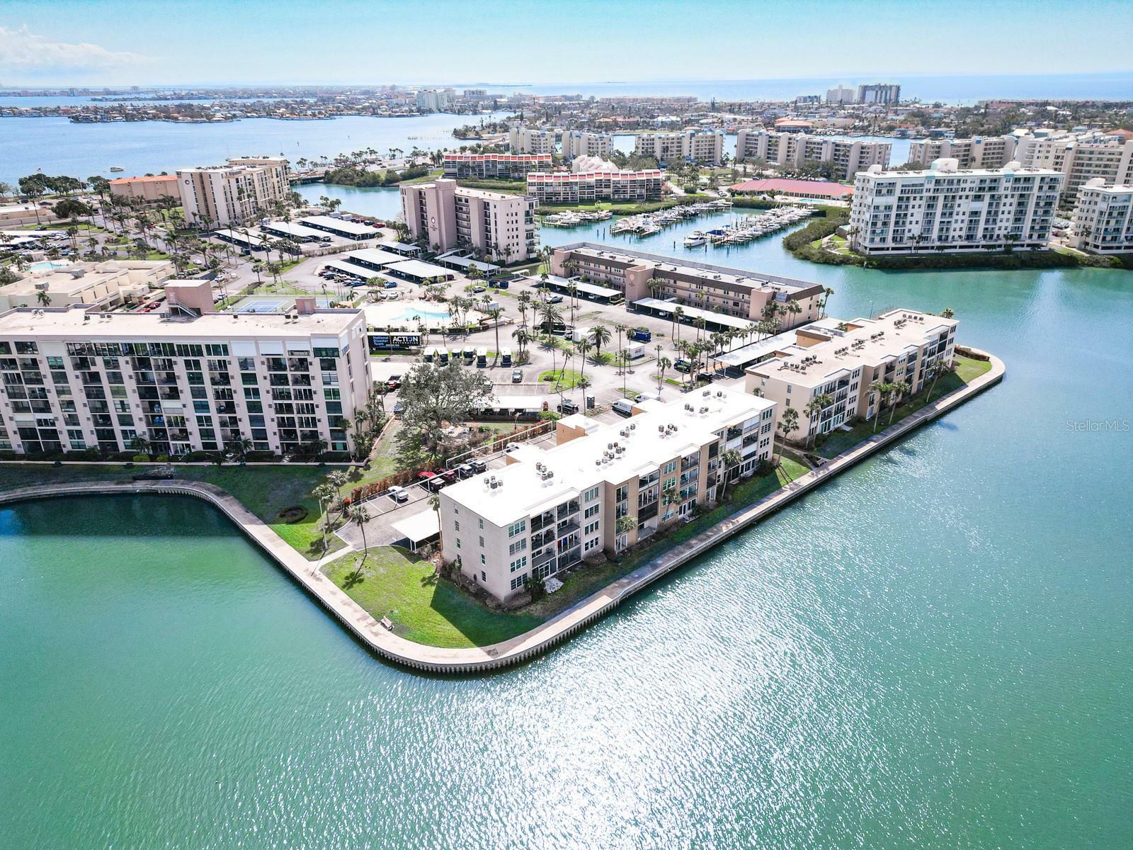 Property Photo: 7910 Sun Island Drive S 305 FL 33707