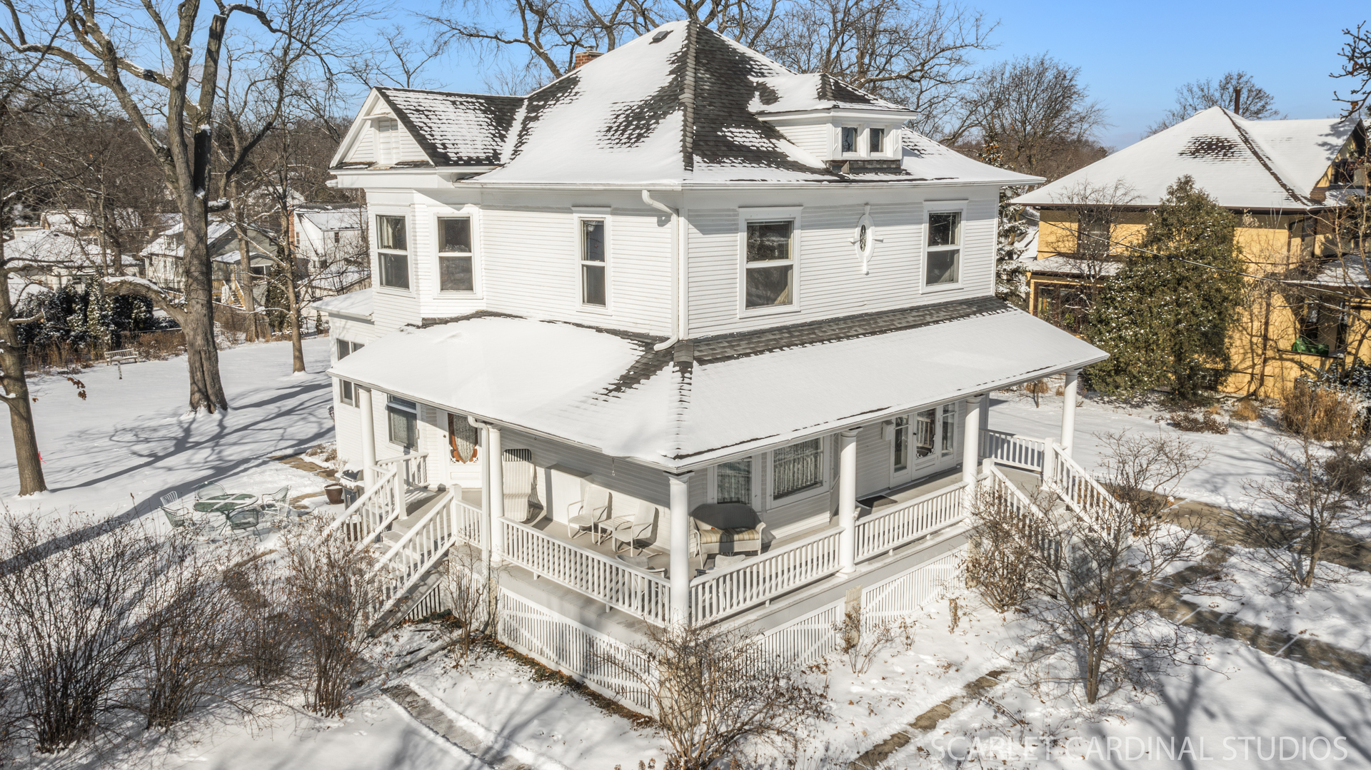 Property Photo:  62 N Lincoln Avenue  IL 60148 