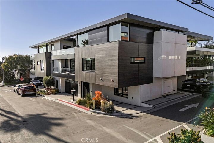 Property Photo:  405 26th Street  CA 90266 