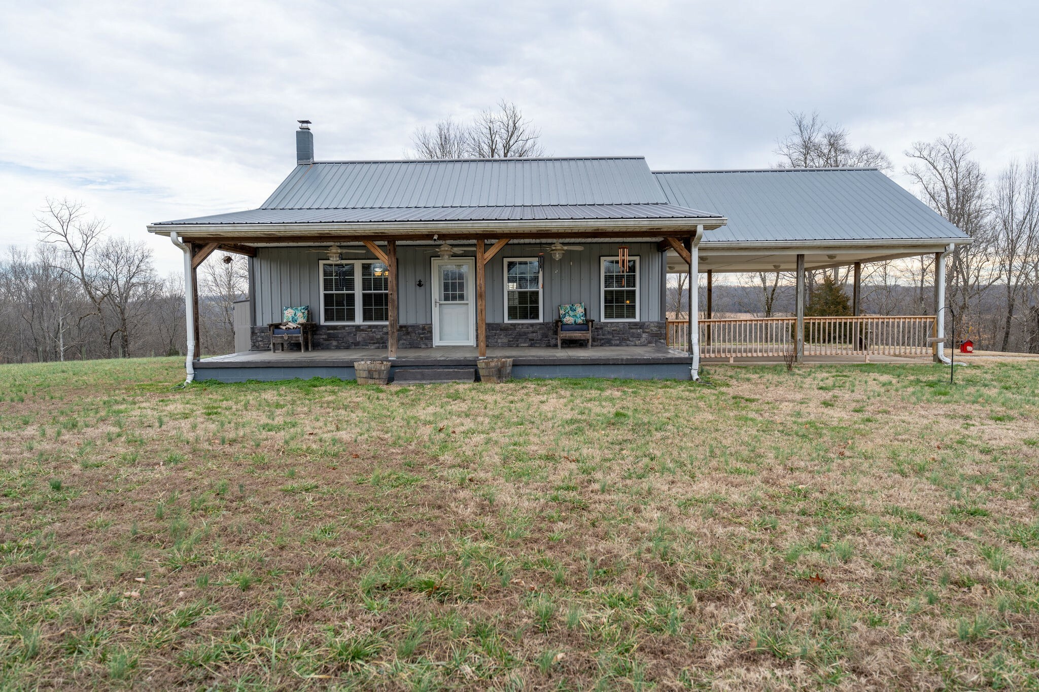 Property Photo:  2723 Piney Rd  TN 37137 