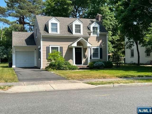 Property Photo:  427 Fairfield Avenue  NJ 07450 