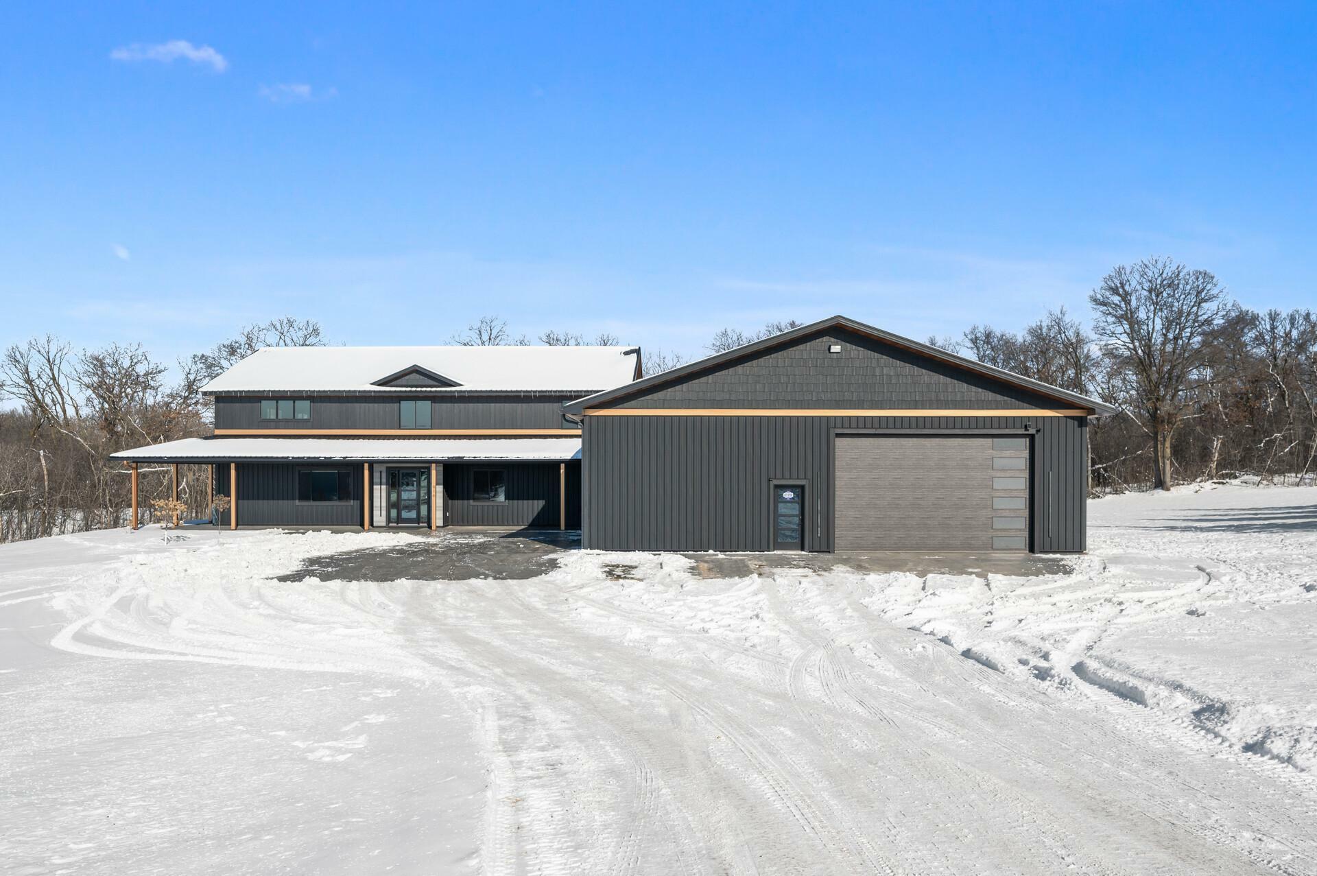 Property Photo:  916 Gavin Pass  WI 54016 