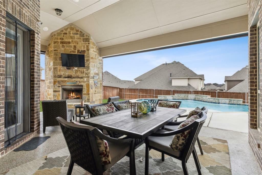 Property Photo: 9916 Villa Verde Drive TX 76179