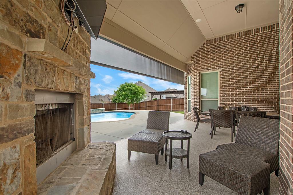 Property Photo: 9916 Villa Verde Drive TX 76179