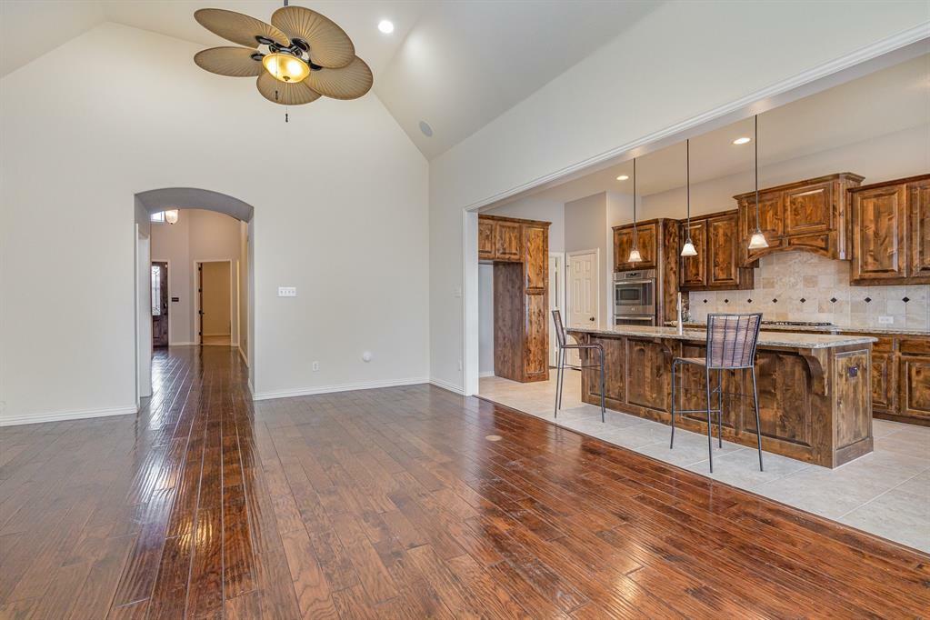 Property Photo: 1017 Fenwick Lane TX 75126