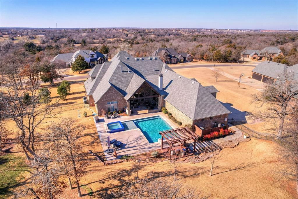 4624 Abbey Circle  Edmond OK 73034 photo