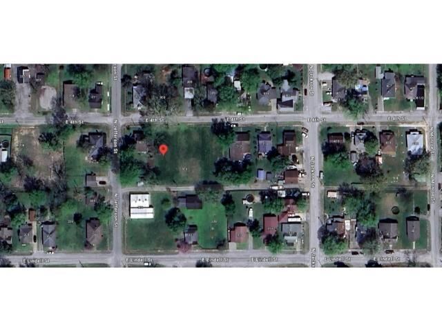 Property Photo:  304 E 4th Street  IL 62896 