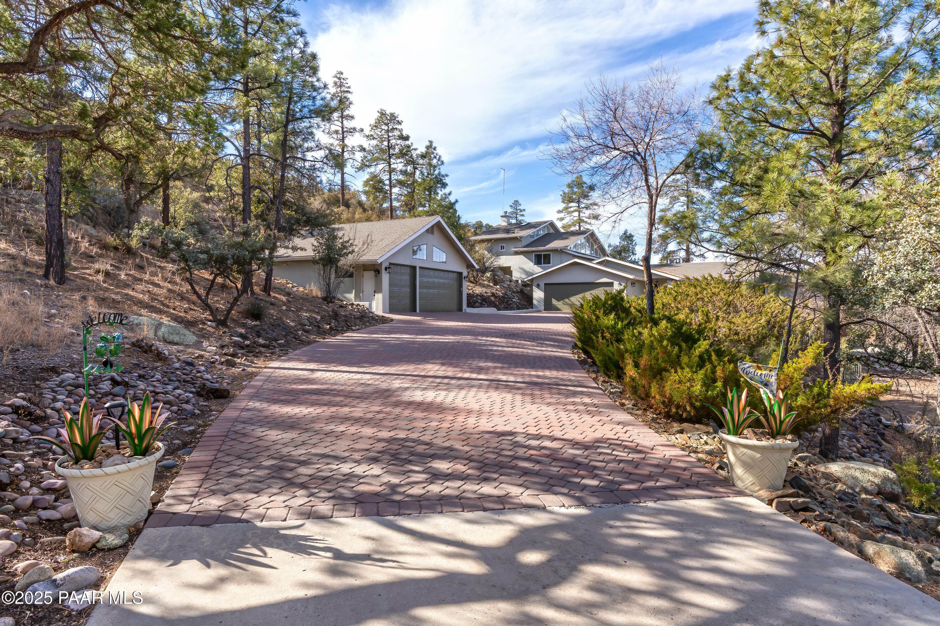 Property Photo: 2405 N Williamson Valley Road AZ 86305