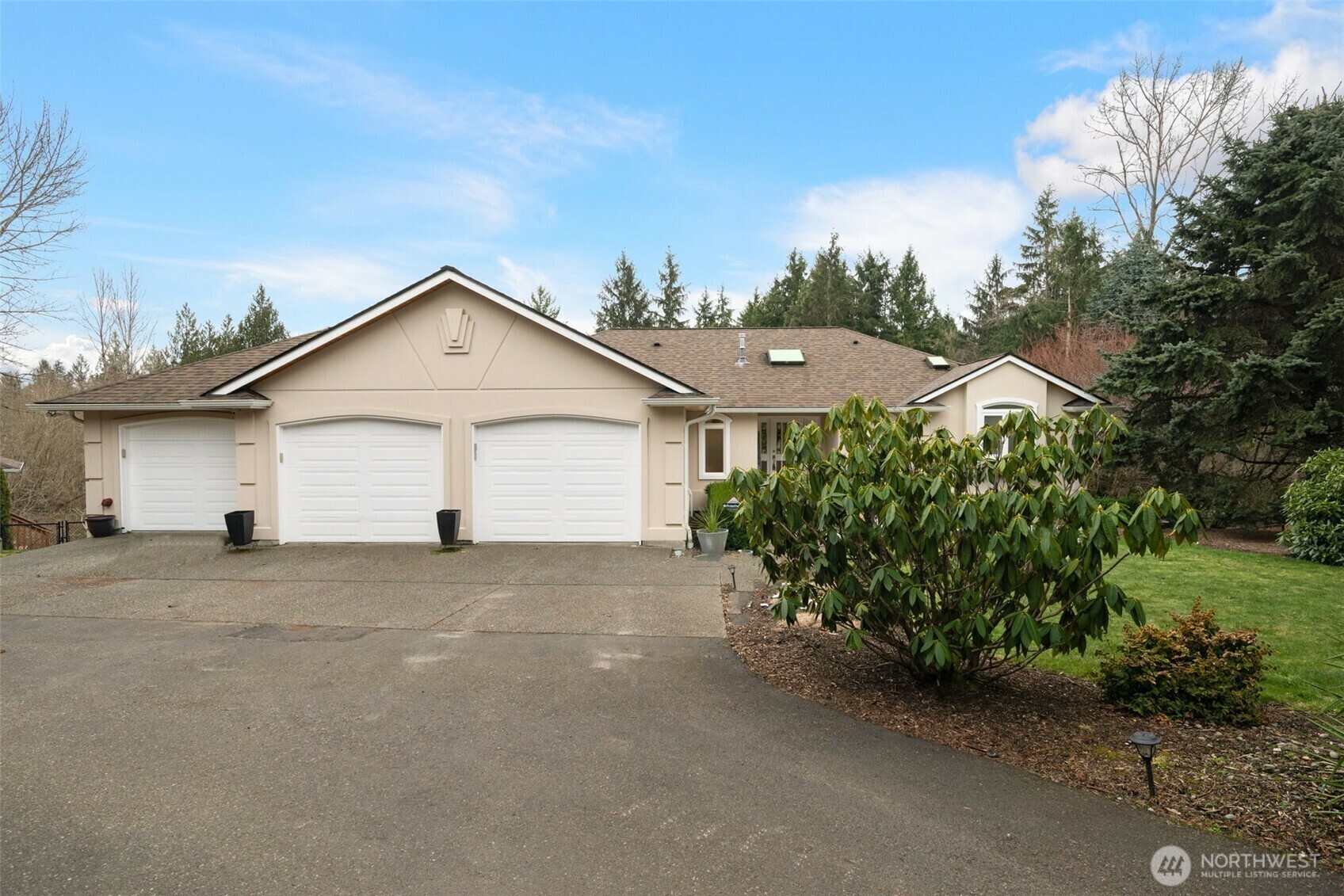 Property Photo:  2832  116th Drive SE  WA 98258 