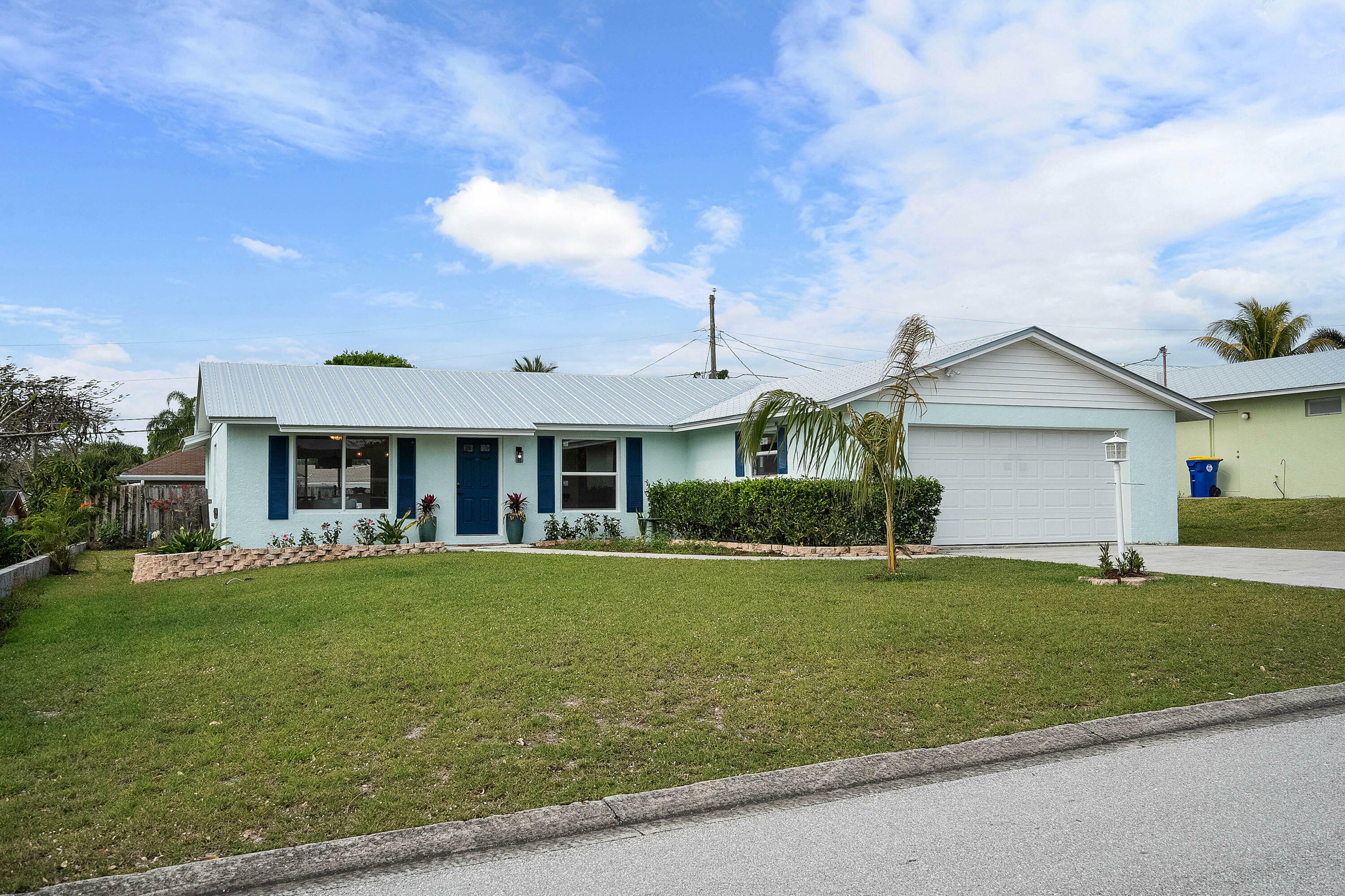 Property Photo: 7423 SE James Street FL 33455